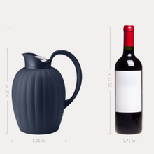 Cargar imagen en el visor de la galería, Bernadotte - Jarra Termo - Azul Medianoche