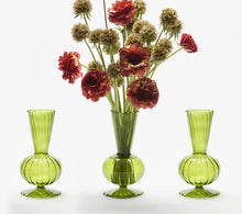 Cargar imagen en el visor de la galería, Tess Bud - Florero Verde (Juego de 3)
