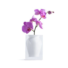 Cargar imagen en el visor de la galería, Henry - Florero Bud Hamptons Blanco