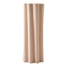 Cargar imagen en el visor de la galería, Cirrus - Florero Blush de 38 cm