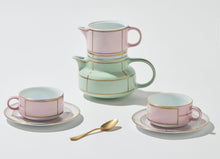 Cargar imagen en el visor de la galería, Diva Pink - Taza de Té &amp; Plato (Juego de 2)