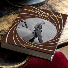 Cargar imagen en el visor de la galería, Libro - James Bond Style