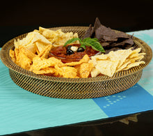 Cargar imagen en el visor de la galería, Chip &amp; Dip con Vidrio Redondo 16 oz (473 ml)
