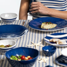 Cargar imagen en el visor de la galería, Riviera - Plato Llano Azul (Juego de 6)