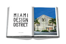 Cargar imagen en el visor de la galería, Libro - Louis Vuitton Skin: Architecture Of Luxury