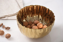 Cargar imagen en el visor de la galería, Mascali - Bowl Redondo Mediano Oro