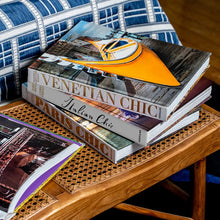 Cargar imagen en el visor de la galería, Libro - Venetian Chic