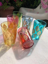 Cargar imagen en el visor de la galería, Vasos de Té  Marroquí - Colores Surtidos (Juego de 6)