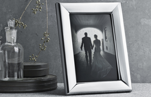Cargar imagen en el visor de la galería, Modern -Marco de Foto Clasico Pequeño
