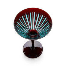 Cargar imagen en el visor de la galería, Prism - Copas de Martini Burdeos (Juego de 4)